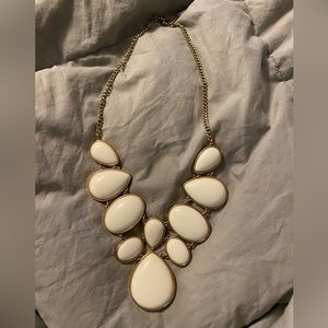 White necklace